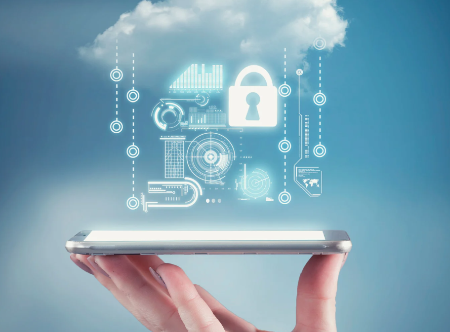 Veri Güvenliği: Eğitim ve Özel Yazılım Projelerinde Neden Önceliklidir?